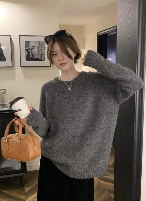 Grey Cozy Winter Sweater | Pyo Nam Kyung – Resident Playbook