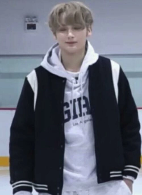 Light Grey Los Angeles Graphic Hoodie | Hueningkai – TXT