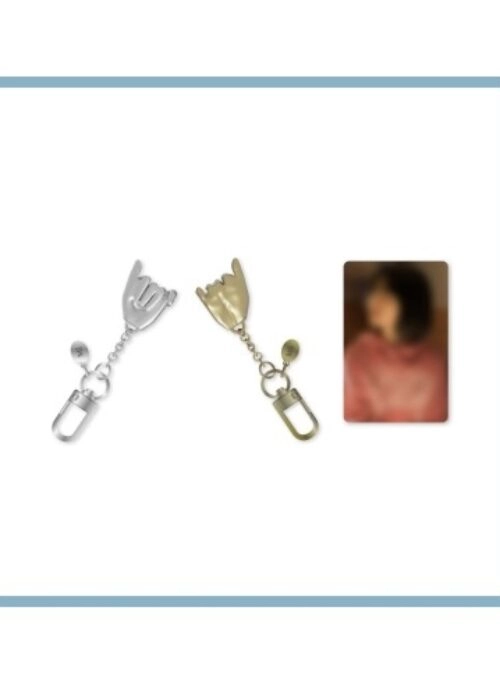 Our Unwritten Seoul Pop-Up Merch – Metal Keyring & Photocard Set