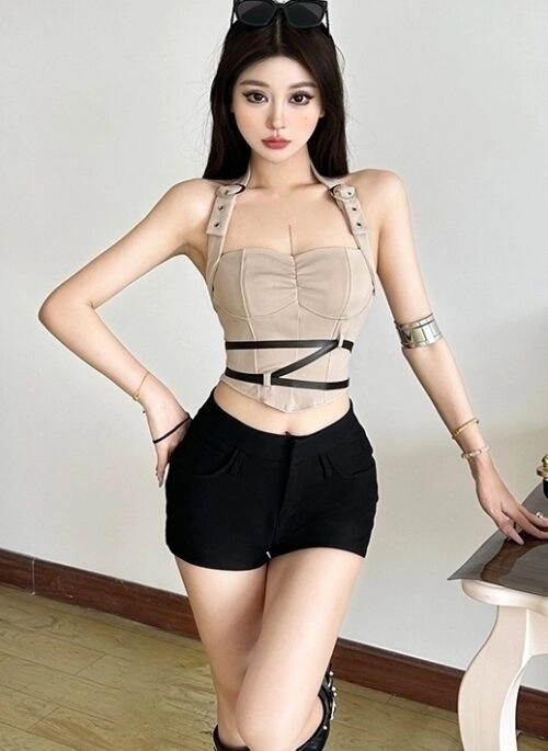 Beige Halter Neck Buckled Corset Top | Jennie – BlackPink