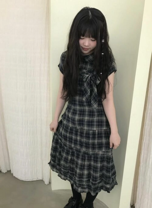Black Plaid Tiered Midi Skirt | Tzuyu – Twice