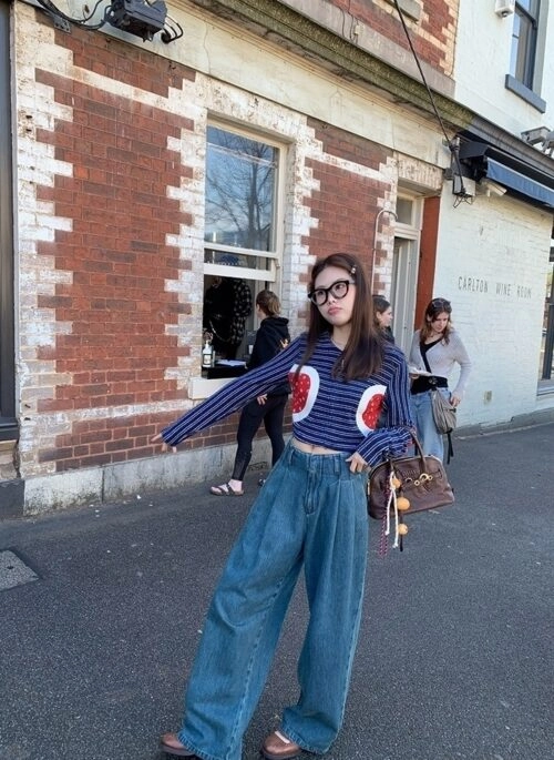 Blue Contrasting Stripes Cardigan | Jennie – BlackPink
