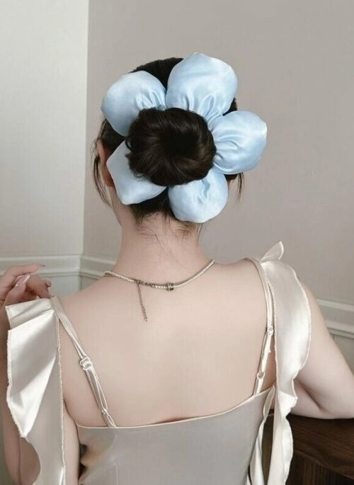 Blue Cushion Flower Hairtie | Sana – TWICE