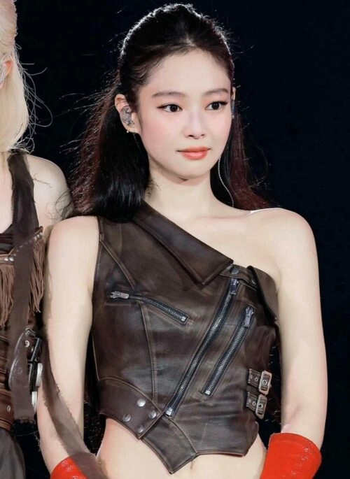 Brown Zipper Accent Faux Leather Top | Jennie – BlackPink