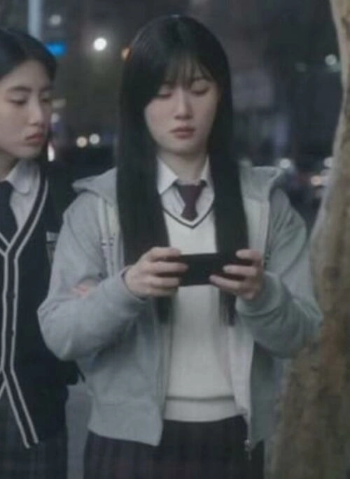 Grey Hooded Zip-Up Jacket | Kang Hyo Min – Beyond The Bar