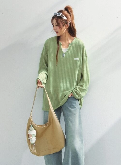 Lightweight Relaxed Fit V Neck Long Sleeve Tee