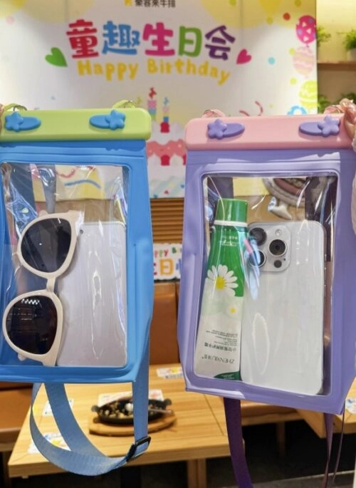Pastel Large Capacity  Waterproof Mobile Pouch