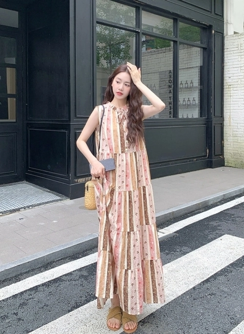 Vintage Floral Striped Sleeveless Maxi Dress