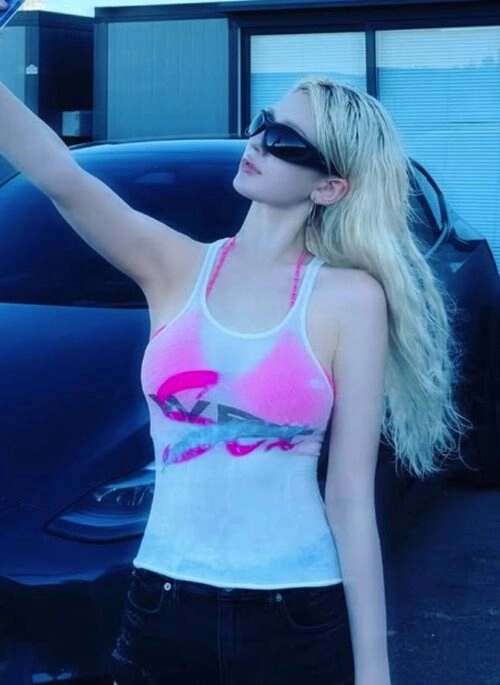 White Graffiti Print Tank Top | Somi