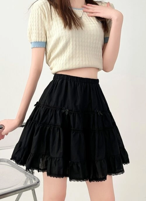White Ruffled Tiered Skirt Flattering Summer Style