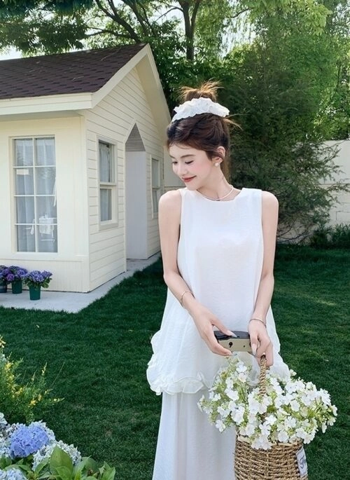 White Ruffled Vest And Skirt Set Summer Collection