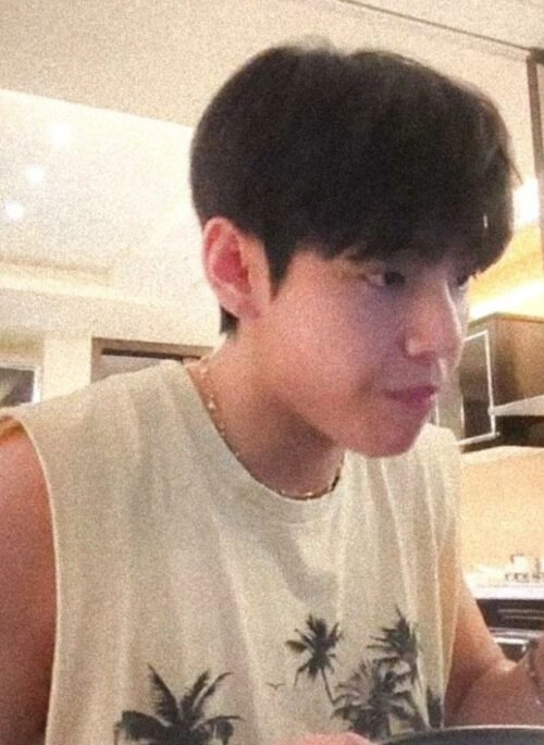 Beige Skeleton Beach Sleeveless T-Shirt | Taehyung - BTS