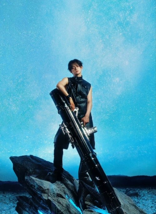 Black Faux Leather Zipper Biker Vest | Yeonjun - TXT