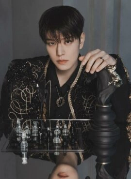 Black Gem Bolo Tie Necklace | Seungmin – Stray Kids