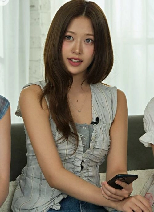 Light Grey Gathered-Front Sleeveless Top | Yujin – IVE