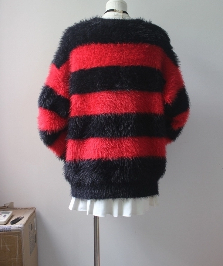 Red And Black Striped Fuzzy Knit Sweater | Chaeyoung - Twice