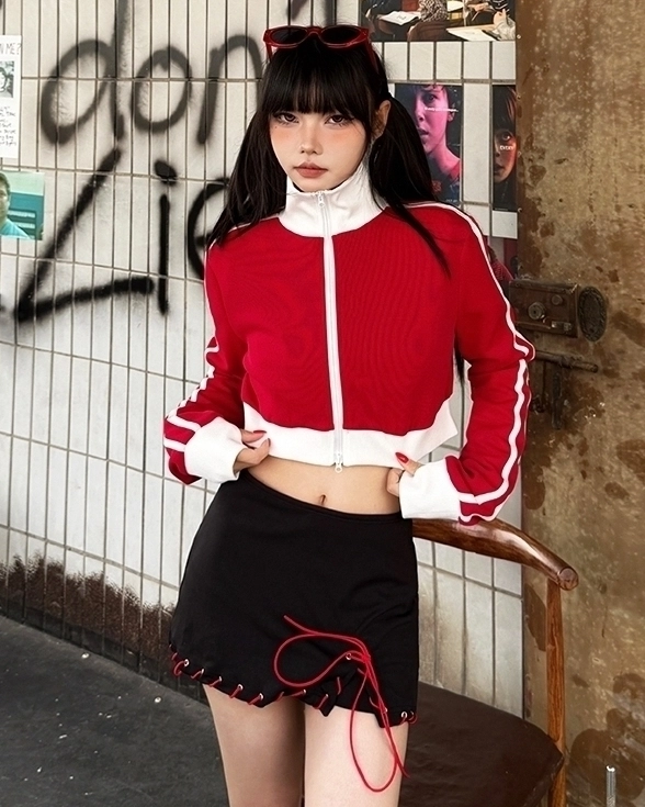 Red And White Zip-Up Crop Jacket | Jennie - BlackPink - Fashion Chingu