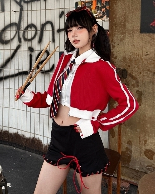 Red And White Zip-Up Crop Jacket | Jennie - BlackPink