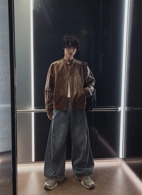 美品) Jeans ストレートW28 JUNGKOOK Blue Baggy Denim Jeans