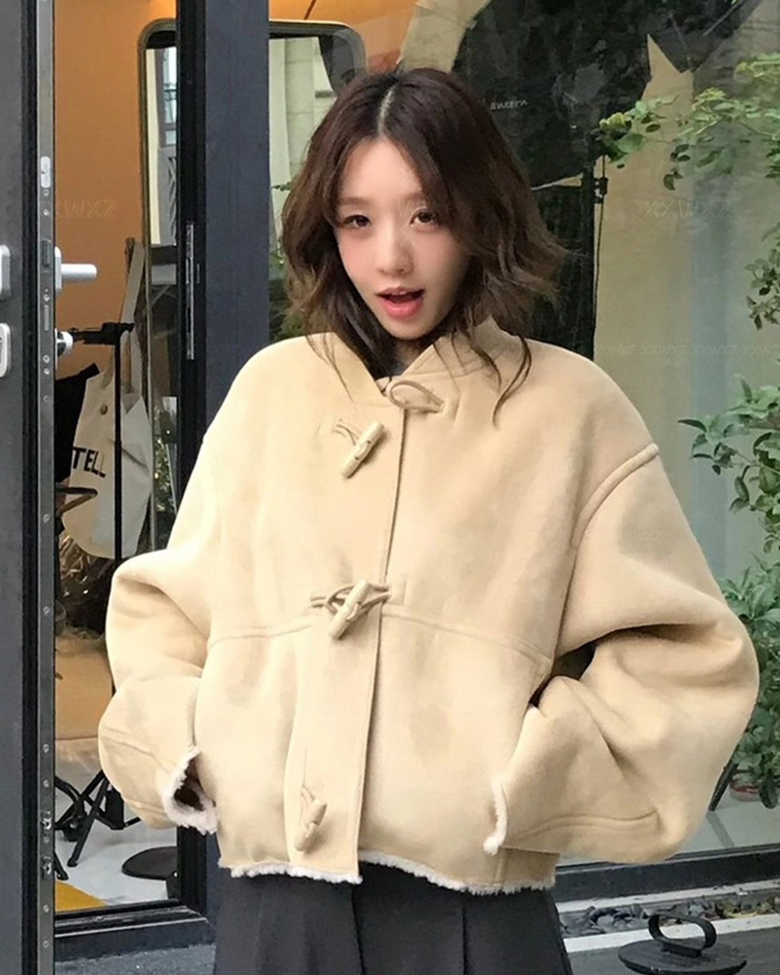 Beige Toggle Fleece Short Jacket | Jennie - Blackpink - Fashion Chingu