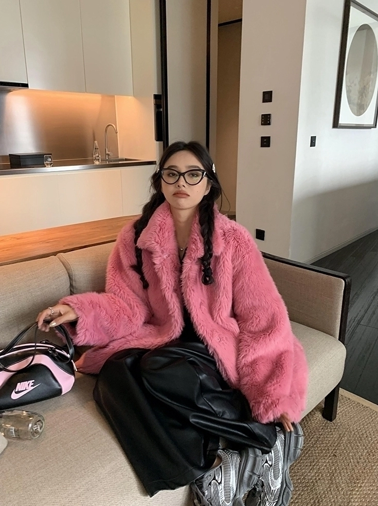 Pink Plush Winter Faux Fur Coat | Hyunjin - Stray Kids - Fashion