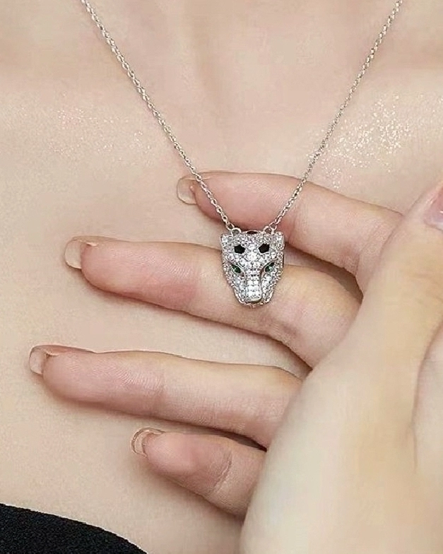 Silver Rhinestones Leopard Necklace | Hyunjin - Stray Kids